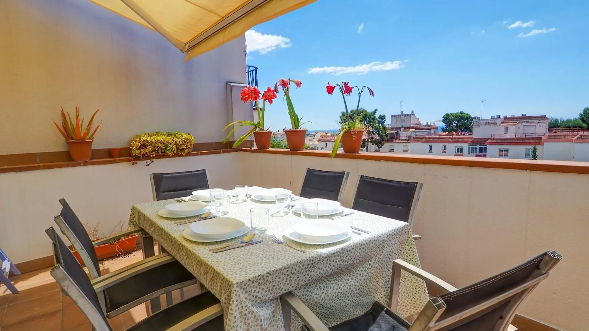 Apartment Portman Duplex By Hello Homes Sitges