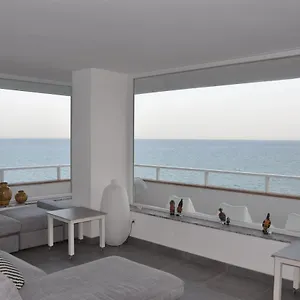 https://magnifique-appartement-avec-une-incroyable-vue-sur-mer.es-andalucia.com